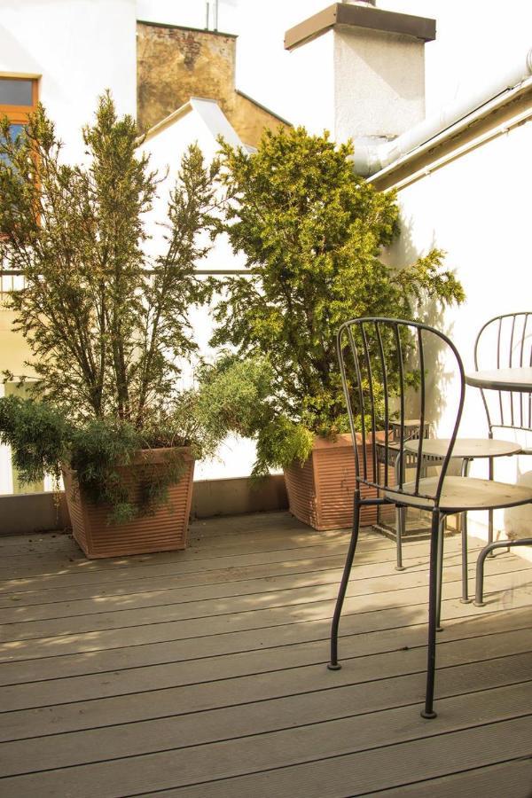 Main Square Studio With Terrace & Air Condition Krasków Exterior foto